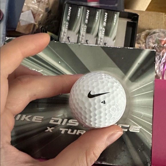 Nike Golf Balls - Picture 3 of 3